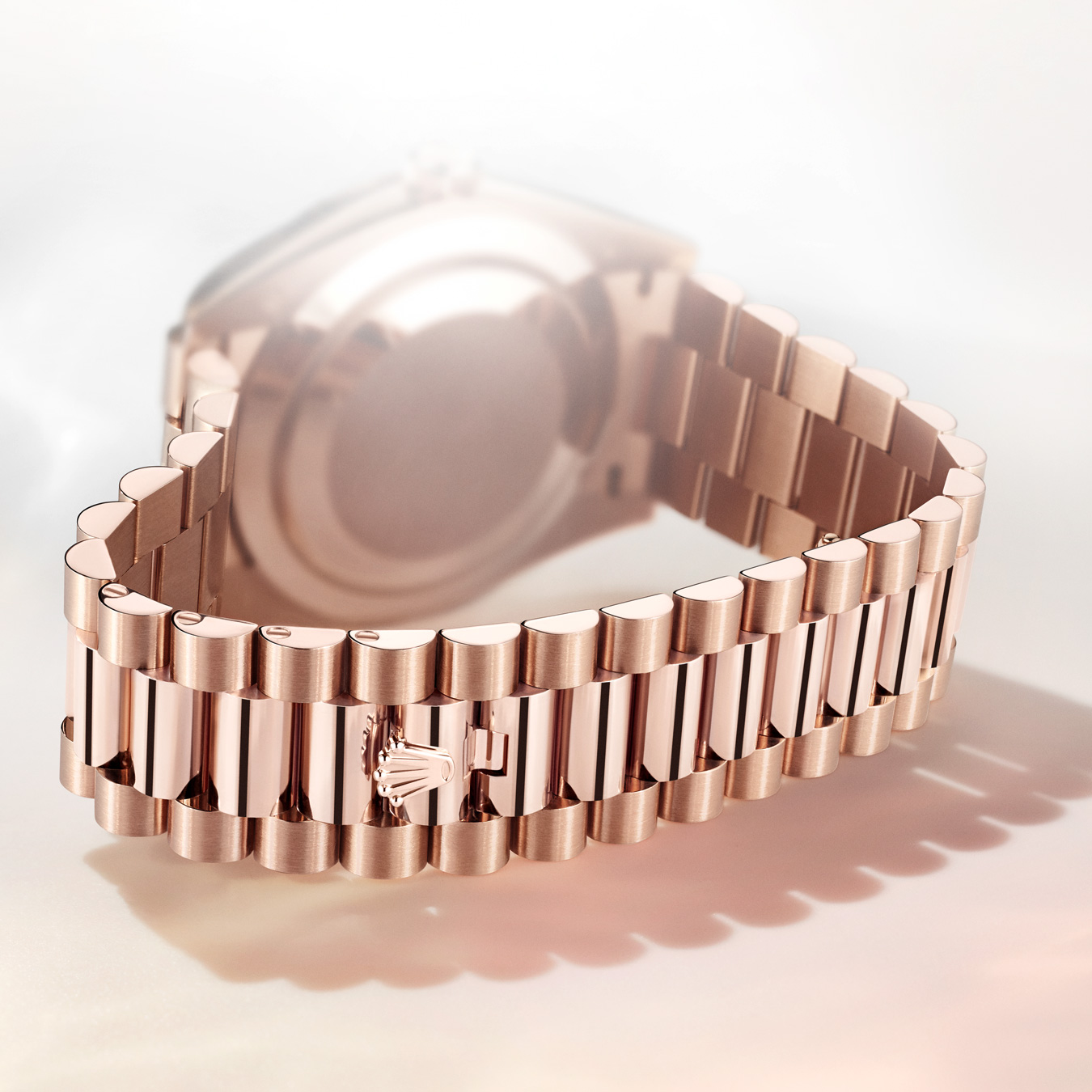 Rolex President bracelet in Everose gold