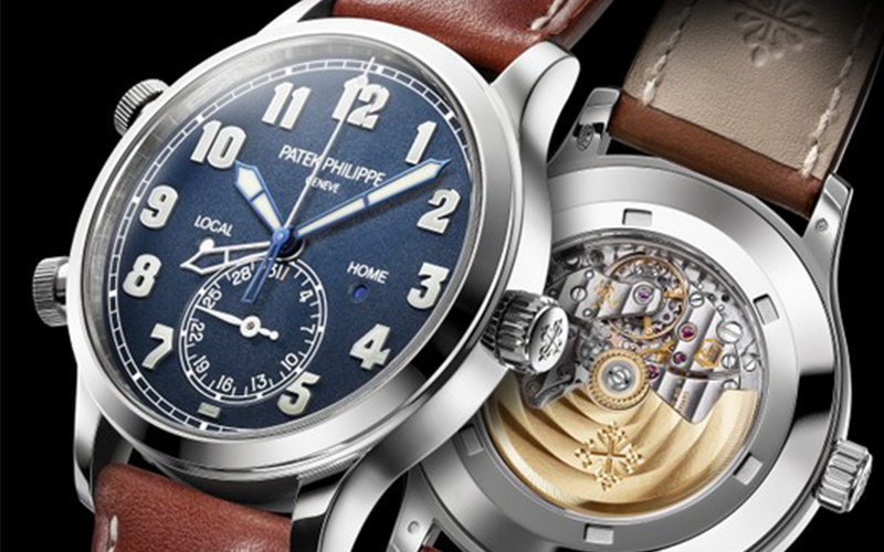 Patek Philippe Calatrava Pilot Travel Time 5524 Automatic White gold case Leather bracelet Men's watch/Unisex Sapphire Glass Blue dial Skeletonized Display Back Luminescent Hands Patek Philippe Calatrava Pilot Travel Time 5524 Automatic White gold case Leather bracelet Men's watch/Unisex Sapphire Glass Blue dial Skeletonized Display Back Luminescent Hands