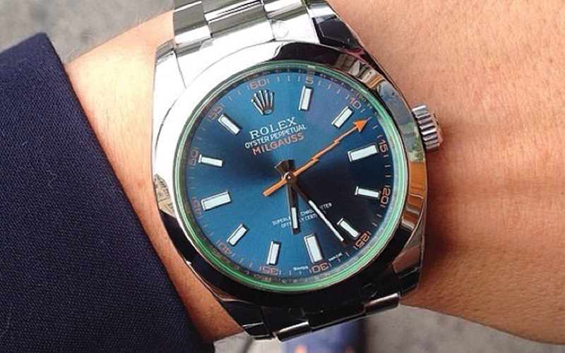 Rolex Oyster Perpetual_Milgauss_116400GV_Automatic_Steel case_Blue dial_Lighting bolt seconds hands_Withstand magnetic forces_Jade Green sapphire crystal