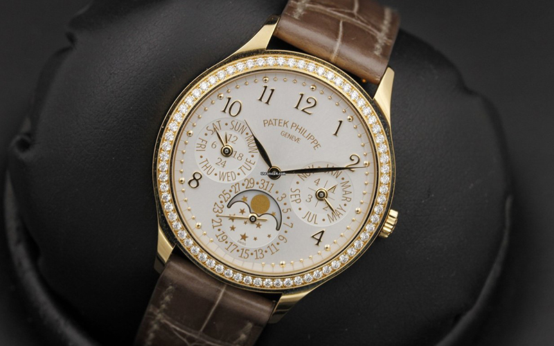 Patek Philippe Perpetual Calendar 7140R-001 Rose gold Crocodile skin White dial Perpetual Calendar Patek Philippe Perpetual Calendar 7140R-001 Rose gold Crocodile skin White dial Perpetual Calendar