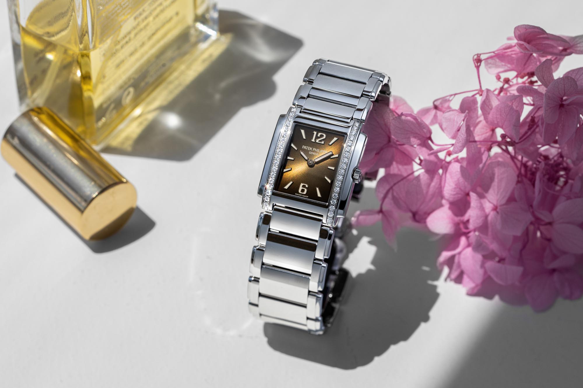 Patek Philippe Twenty~4 Ref. 4910/1200A-010